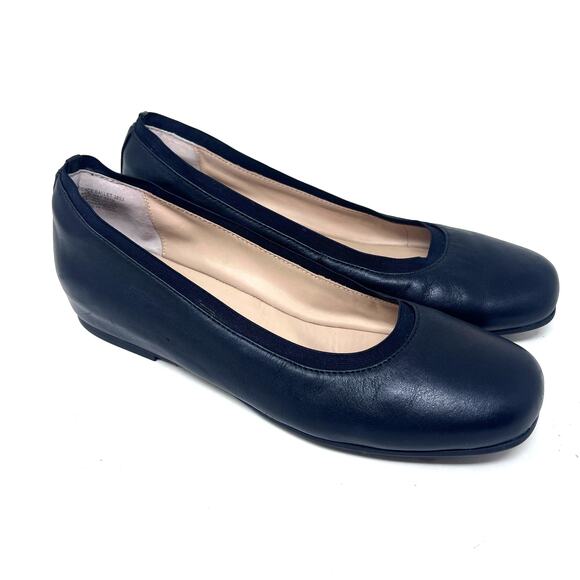 Abeo Cadence Ballet Women's 9.5 Black Leather Comfort Flat Hidden Wedge - Picture 1 of 8